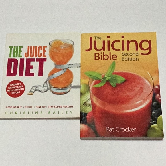 Set of 2 Books Juicing/ Juice Diet Health & Wellness Natural Living Cookbooks - Picture 1 of 8